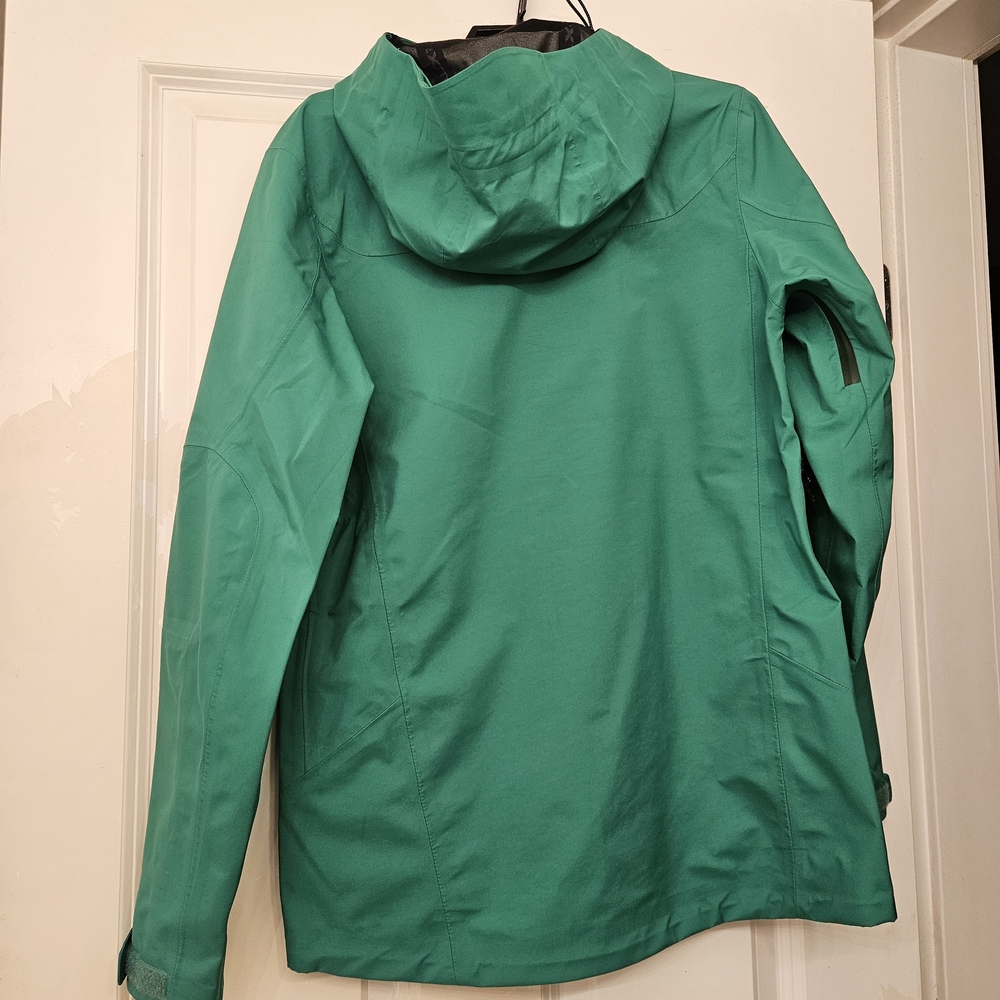 Stormtech Rain Jacket - Picture 2 of 15